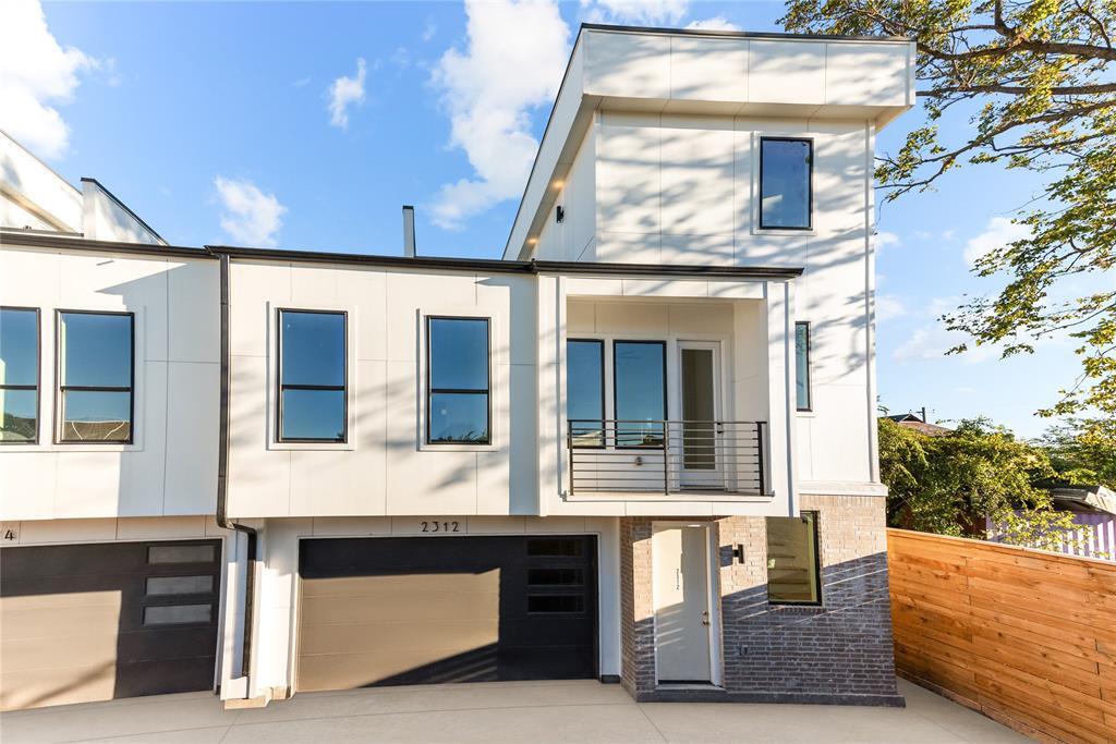 2312 Barbee St in Houston, TX - Building Photo
