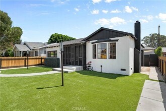 1702 Landis St in Burbank, CA - Building Photo - Building Photo