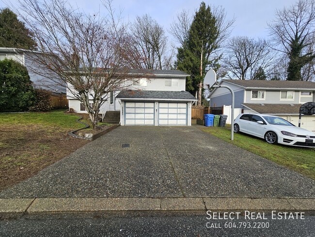 property at 32985 Malahat Pl