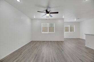 9249 Nerone Ave in Las Vegas, NV - Building Photo - Building Photo