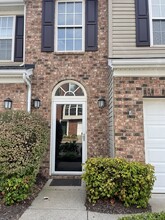 7277 Charlotte Pike, Unit 240 in Nashville, TN - Building Photo - Building Photo