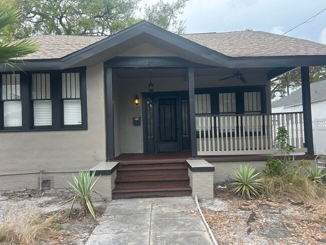 property at 2308 N Blvd