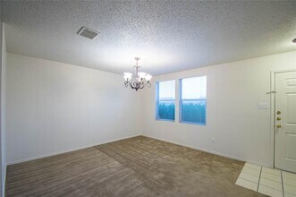 5100 Weather Rock Ln in Fort Worth, TX - Building Photo - Building Photo