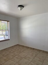 2746 Johnson St, Unit A in Hollywood, FL - Building Photo - Building Photo