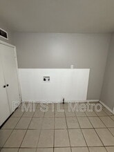 36 Connolly Dr in St. Louis, MO - Building Photo - Building Photo