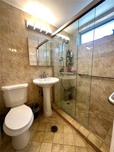 4730 Pine Tree Dr in Miami Beach, FL - Building Photo - Building Photo