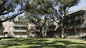 River Garden Historic Apartments