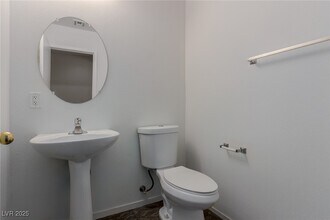 8791 Brilliant Star Dr in Las Vegas, NV - Building Photo - Building Photo