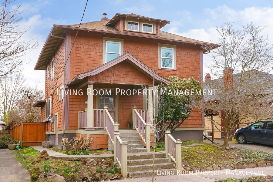 1836 SE 36th Ave in Portland, OR - Building Photo