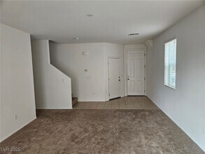 793 Looking Bear Ct in Las Vegas, NV - Building Photo - Building Photo