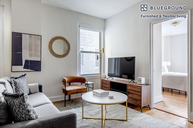 952 5th Ave in New York, NY - Building Photo - Building Photo