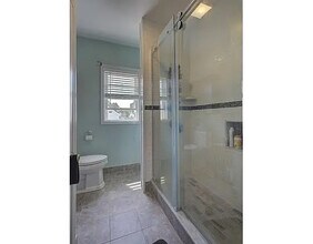 123 High St in Everett, MA - Foto de edificio - Building Photo