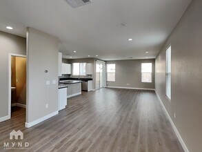 3794 Paseo de Paz Ave in Las Vegas, NV - Building Photo - Building Photo