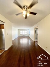 1644 W Sherwin Ave, Unit 2B in Chicago, IL - Building Photo - Building Photo