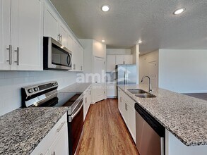 1273 N Rickshaw Ln in Spanish Fork, UT - Foto de edificio - Building Photo