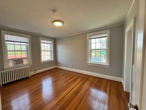 303 N New St in Staunton, VA - Building Photo - Building Photo