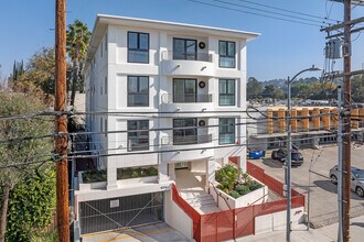 The Georgian Studio City in Studio City, CA - Foto de edificio - Building Photo