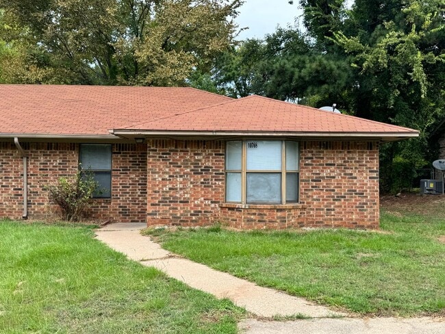 property at 10768 Kiamichi Dr
