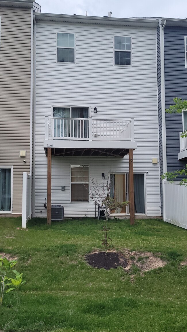 1842 Roslynhill Trl in Odenton, MD - Building Photo - Building Photo