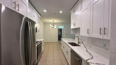 3549 Forest Hill Blvd in West Palm Beach, FL - Building Photo - Building Photo