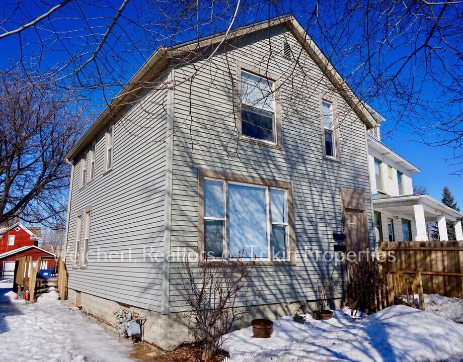 729 Virginia St in St. Paul, MN - Building Photo