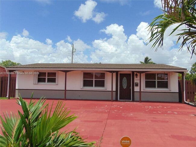 1230 N 70th Terrace in Hollywood, FL - Building Photo - Building Photo