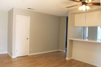 2593-2595 Bayshore Ave in Ventura, CA - Building Photo - Building Photo