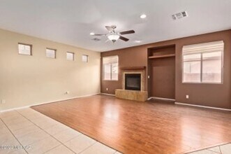 3496 N Camino La Jicarrilla in Tucson, AZ - Building Photo - Building Photo
