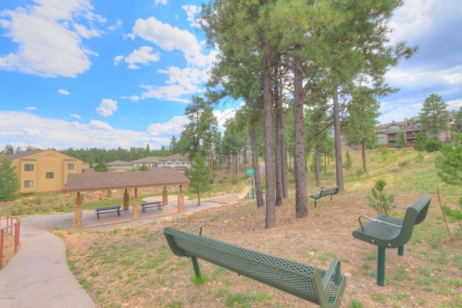 1315 E Hatcher Dr in Flagstaff, AZ - Building Photo - Building Photo