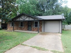 6455 Heather Rd in Horn Lake, MS - Building Photo