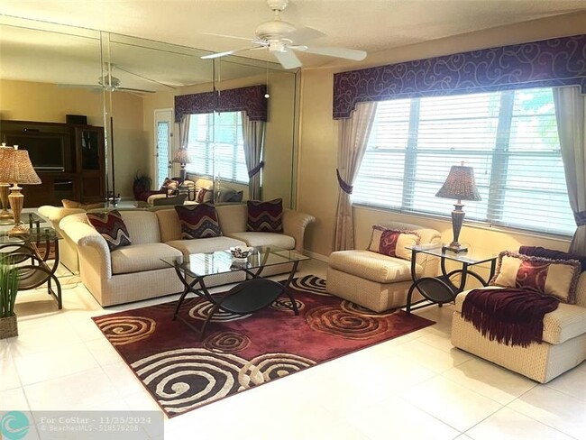 3305 Aruba Way in Coconut Creek, FL - Foto de edificio - Building Photo