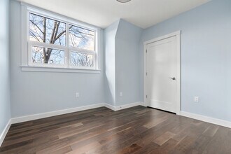 136 Babcock St in Brookline, MA - Building Photo - Building Photo