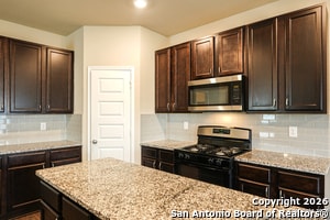 2079 Chelsea Grv in New Braunfels, TX - Building Photo - Building Photo