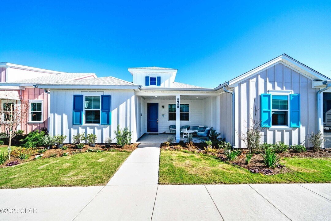 8980 Coral Reef Wy in Panama City Beach, FL - Building Photo