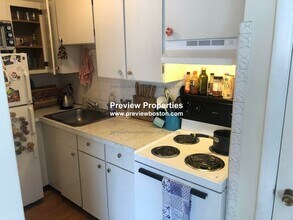 200 Kelton St, Unit 23 in Boston, MA - Building Photo - Building Photo
