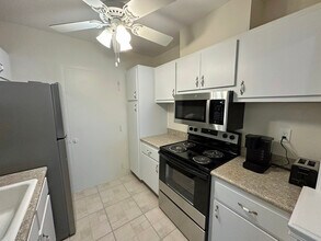 1475 SE 15th St in Fort Lauderdale, FL - Building Photo - Building Photo