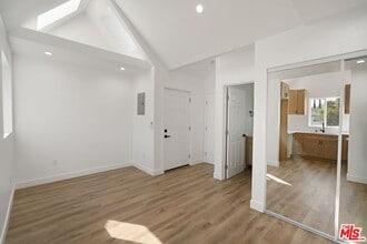 607 E Fairview Blvd in Inglewood, CA - Building Photo - Building Photo