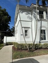 15673 SW 39th St in Miramar, FL - Building Photo