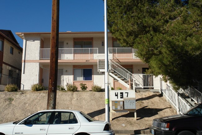 437 N 14th St in Las Vegas, NV - Foto de edificio - Building Photo