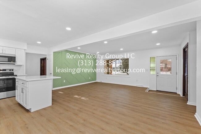 5337 Botsford Ave in Sterling Heights, MI - Building Photo - Building Photo