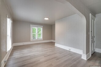 1017 Nebraska St in Oshkosh, WI - Building Photo - Building Photo