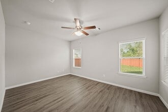 15015 Almeece St in Houston, TX - Building Photo - Building Photo