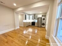 108 Buttonwood St photo'