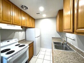 418 W Rutgers St in Melbourne, FL - Building Photo - Building Photo