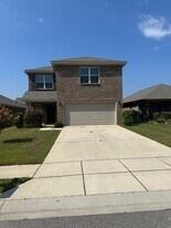 179 Winstead Cir in Owens Cross Roads, AL - Building Photo