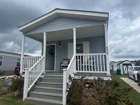 848 Lookout Dr in Spartanburg, SC - Building Photo