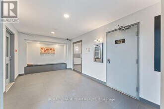 214 Viewmount Dr in Ottawa, ON - Building Photo - Building Photo