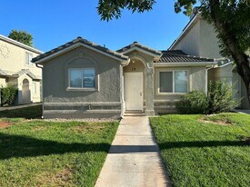 441 Sunland Dr in Saint George, UT - Building Photo