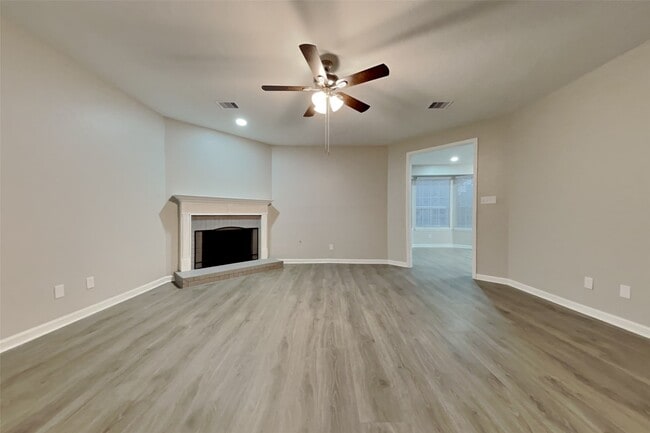 property at 5202 Heathervale Ct