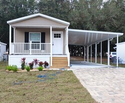 341 Oak Harbor Camp in Haines City, FL - Building Photo